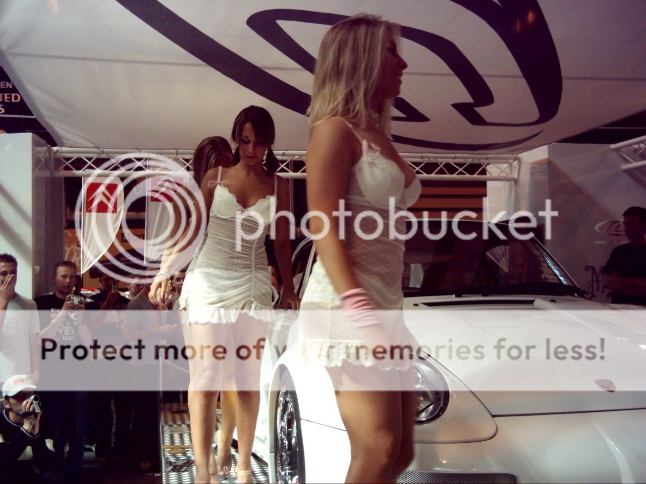 max power live nec 2004 babes